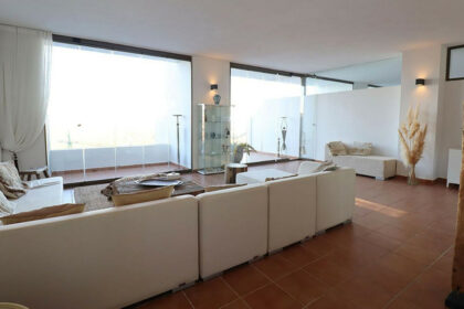 1efd1a8c76350493fcd96b1414a2389c - 11