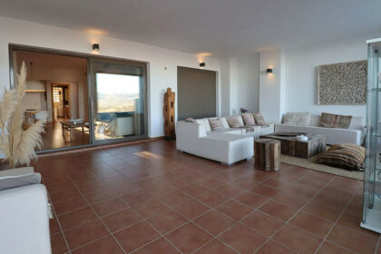 1efd1a8c76350493fcd96b1414a2389c - 12