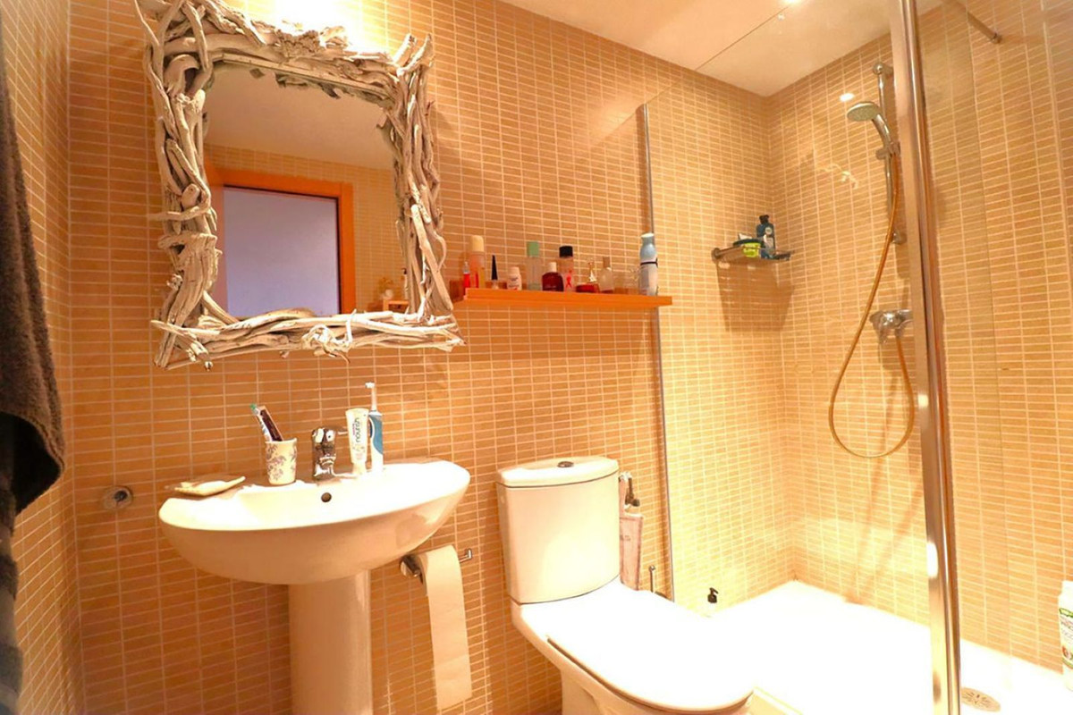 1efd1a8c76350493fcd96b1414a2389c - 19