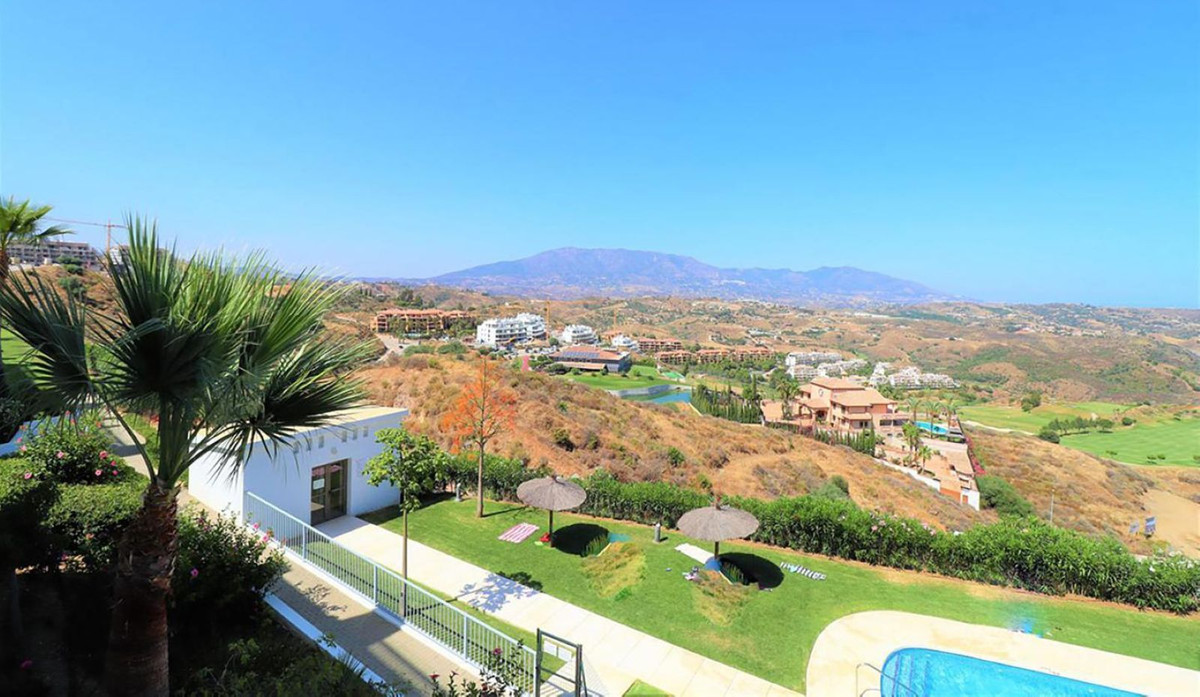 1efd1a8c76350493fcd96b1414a2389c - 24