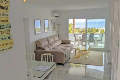 1f394f0cfb71199c64202bbbbc510a93 - 2