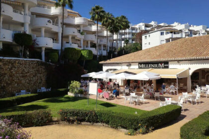 1f394f0cfb71199c64202bbbbc510a93 - 32