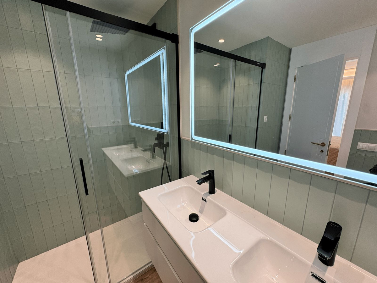 1f5d82644f8dd0ad9a5c294094214679 - 13