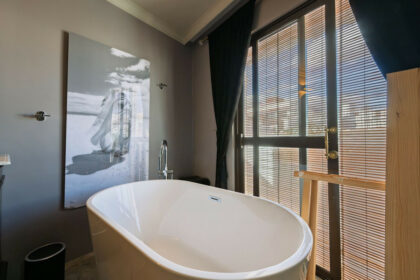 1f60bce025813eea56cd83f518a8aa78 - 22