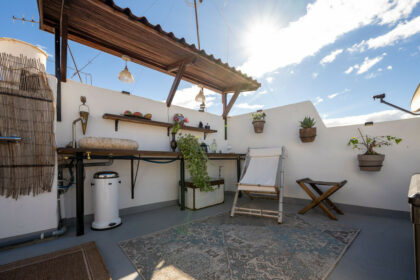 1f60bce025813eea56cd83f518a8aa78 - 27