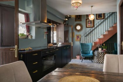 1f60bce025813eea56cd83f518a8aa78 - 9