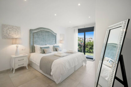 1faca8d796ebf98973e70a8f9b0aaa39 - 22