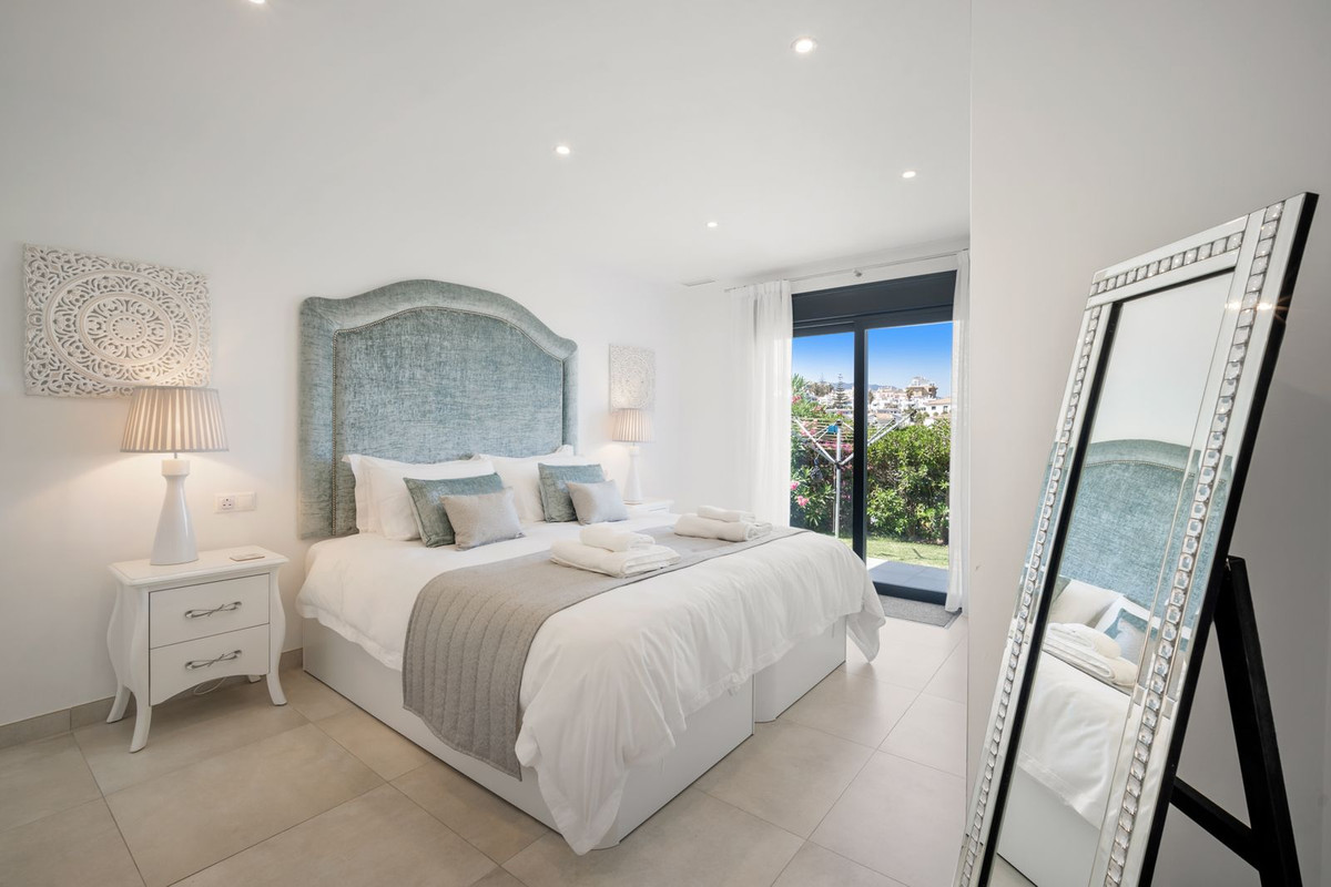 1faca8d796ebf98973e70a8f9b0aaa39 - 22