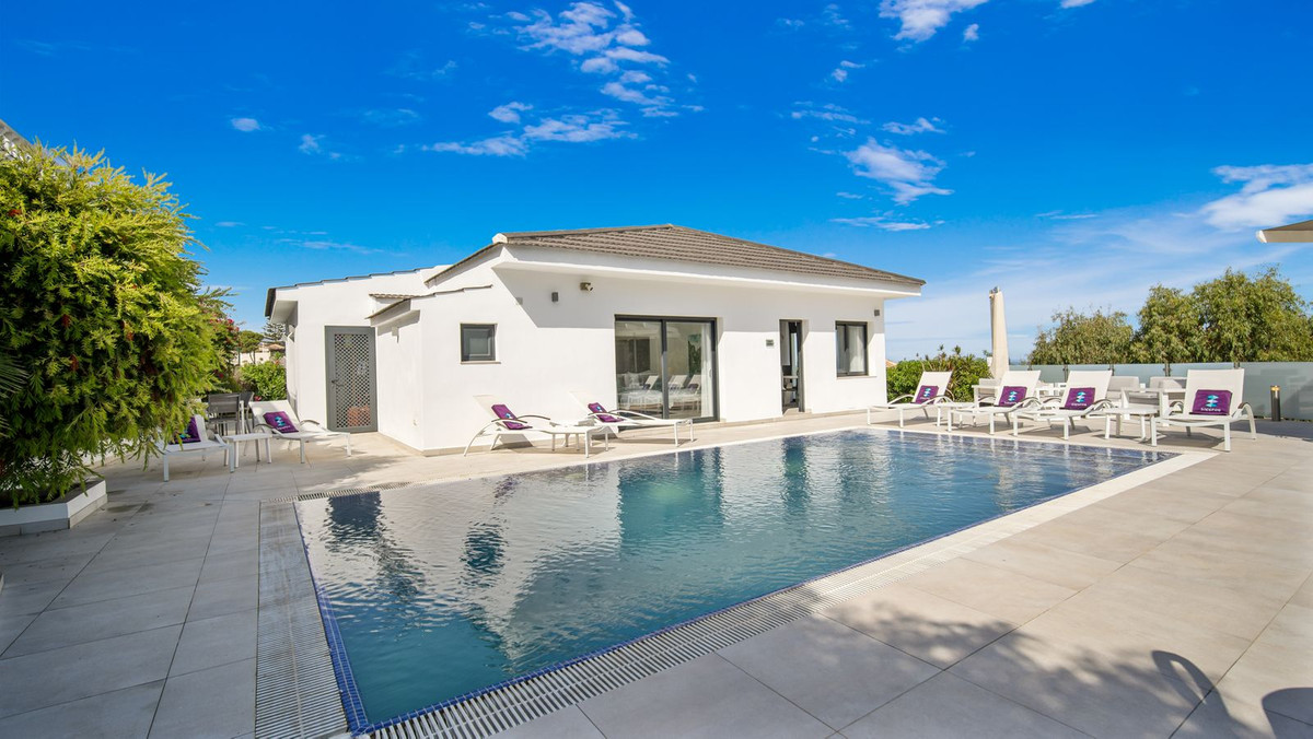 1faca8d796ebf98973e70a8f9b0aaa39 - 28