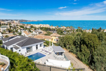 1faca8d796ebf98973e70a8f9b0aaa39 - 33