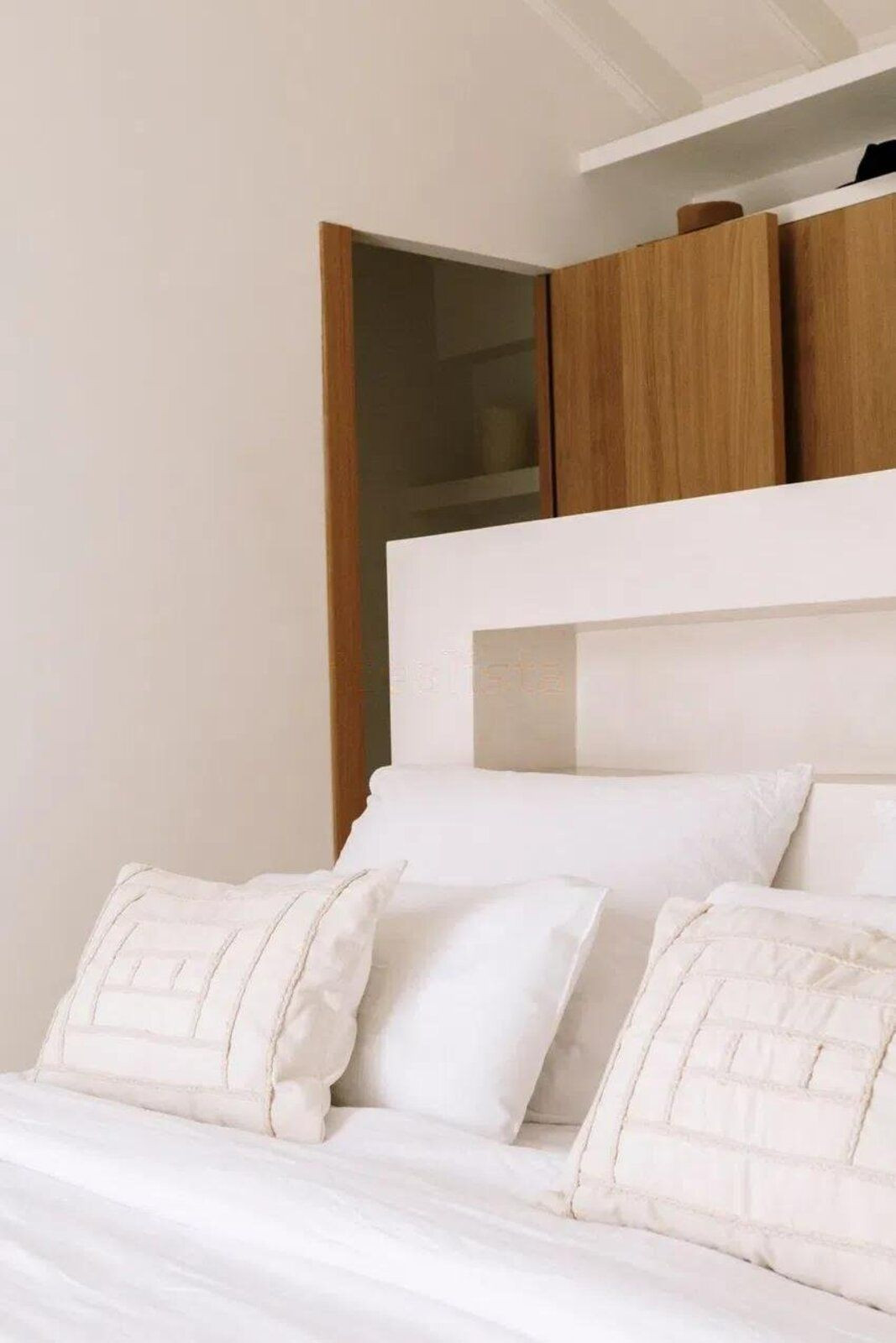 20051a9dcf912cce585fbd8d3465909f - 15