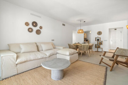 207165bf2716ab48b57335ae14ac7bcd - 3