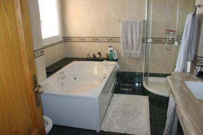 2084d86c8bbb16765389b6c21822effc - 38