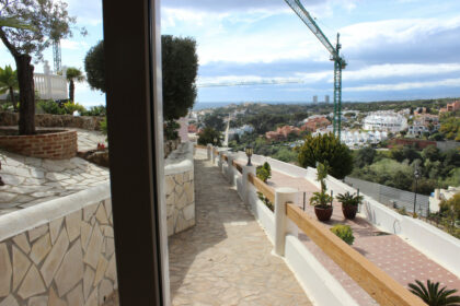 2084d86c8bbb16765389b6c21822effc - 44