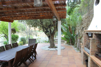 2084d86c8bbb16765389b6c21822effc - 53