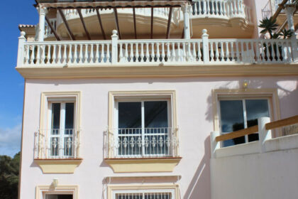 2084d86c8bbb16765389b6c21822effc - 7