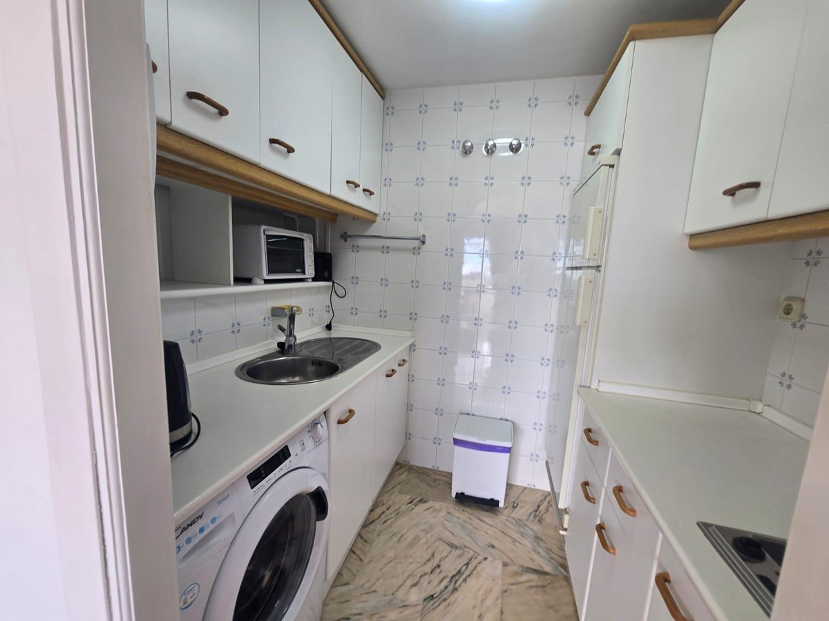 21563ef2b6d13814fe07e95ccf336001 - 10