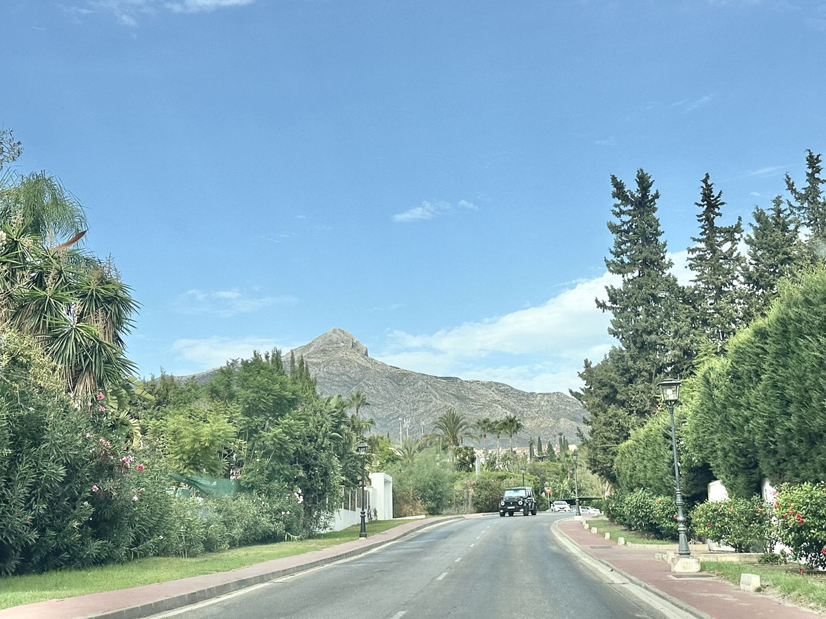 216a819e2df9931bd2f7f3412331d9d2 - 67