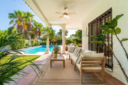 216fa95612e33bceb2d9e34650c85211 - 19