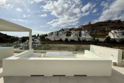 218fc19c4b8d3f9c49f342c012e6b65d - 21