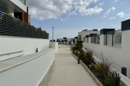 218fc19c4b8d3f9c49f342c012e6b65d - 29