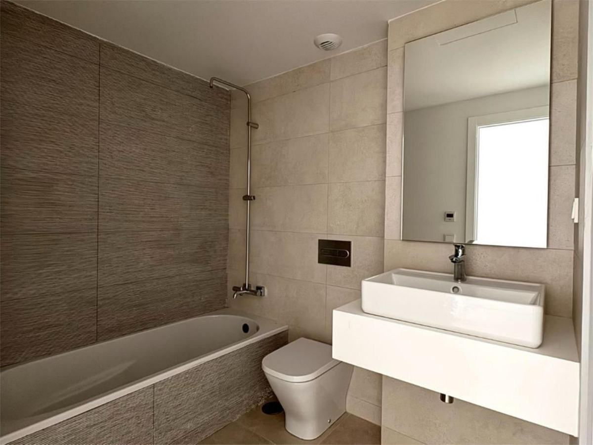 21d625ce06eb8f53d41a59affd7710cd - 10