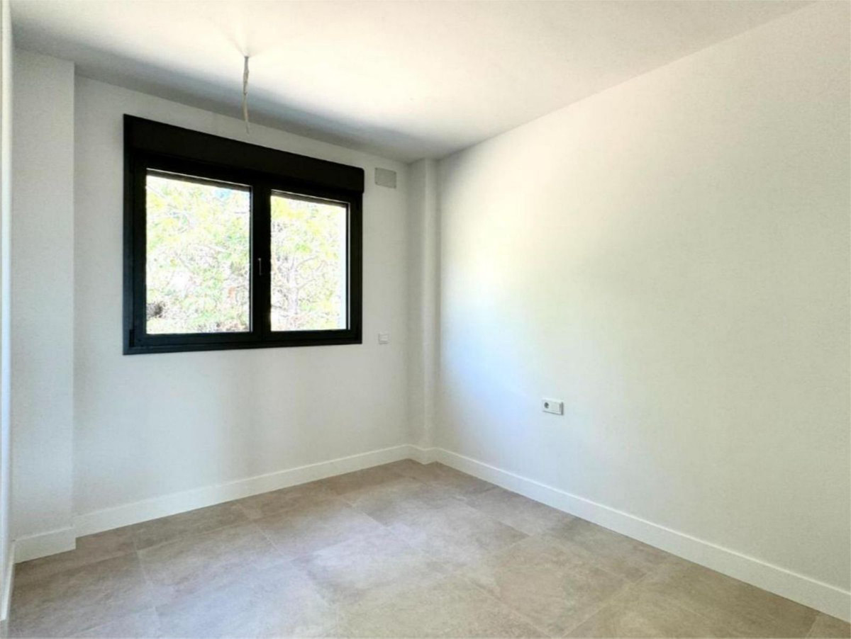 21d625ce06eb8f53d41a59affd7710cd - 11