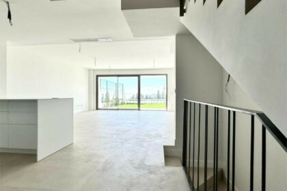 21d625ce06eb8f53d41a59affd7710cd - 35