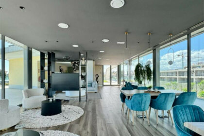 21d625ce06eb8f53d41a59affd7710cd - 44