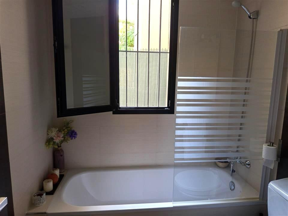 21df99579b28dfa6c9f6b197c9f9ce0d - 26