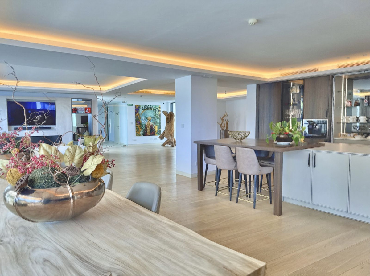 22142028c11843071083bd63b5cffba0 - 58