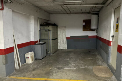 2274a63e48f8a44b7a9cf588461d575a - 39