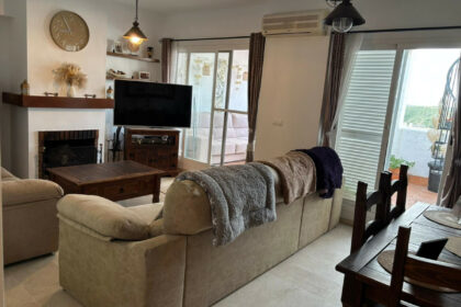 2274a63e48f8a44b7a9cf588461d575a - 4