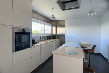 2274e87413342b8123e8cc16c9a2f91c - 12