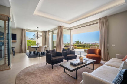 22b1445e4144f868e21b28740463bad2 - 8