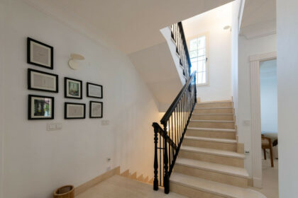 22c5597e15cab74608063ef6a356fa48 - 23