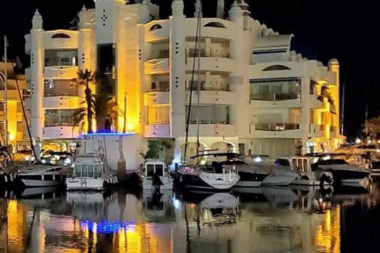 22d50c30d1a320e8721d02c4272515af - 19