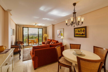 23f599f899a75760e08882d7a1a0b86e - 3