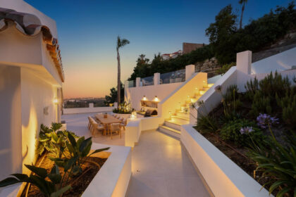 24a32bb69e45030a5401197ac7f49359 - 12