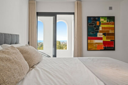 24a32bb69e45030a5401197ac7f49359 - 44