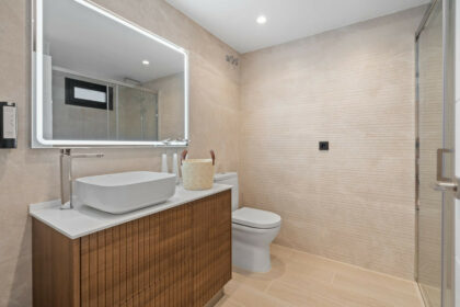 24a32bb69e45030a5401197ac7f49359 - 51