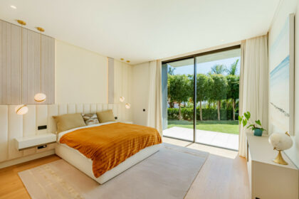 24f8e4a6f41a81d9ddf04e31dbd97bfc - 22