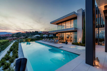 24f8e4a6f41a81d9ddf04e31dbd97bfc - 44