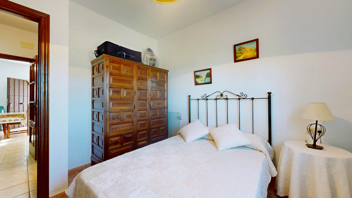 25bf68ea0ec2c82d841697a7fe20a8ef - 12