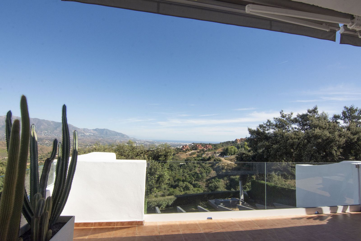 25cb36be3d406a555de7d356c364addd - 1