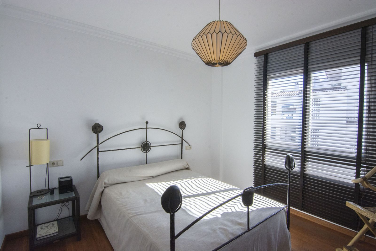 25cb36be3d406a555de7d356c364addd - 16