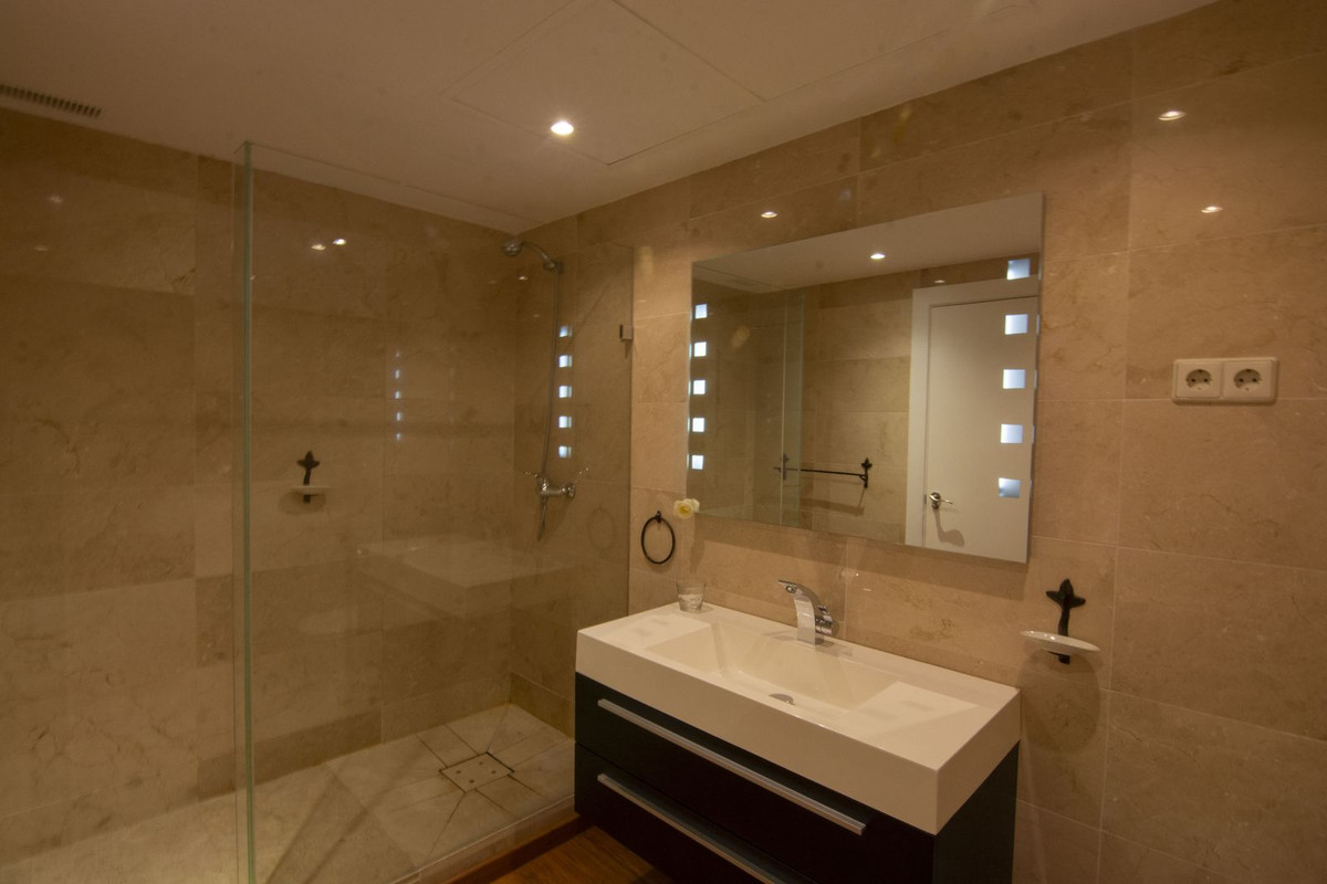 25cb36be3d406a555de7d356c364addd - 17