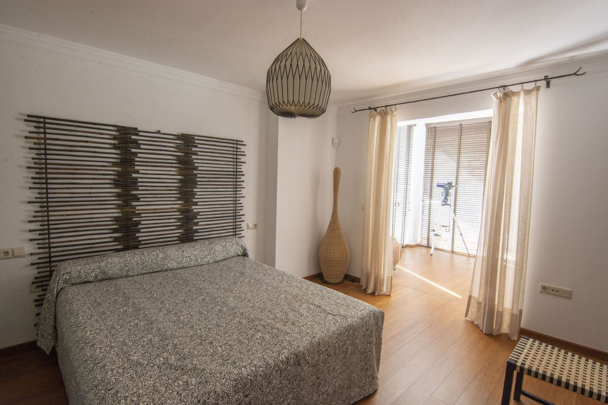 25cb36be3d406a555de7d356c364addd - 20