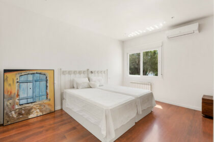 25cfc639ae09bb86fd9ce3018229fb46 - 21