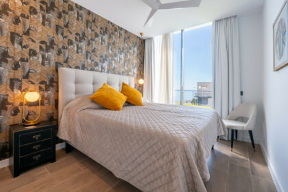 25d20fb93ca76fa527192945a76f7c41 - 19